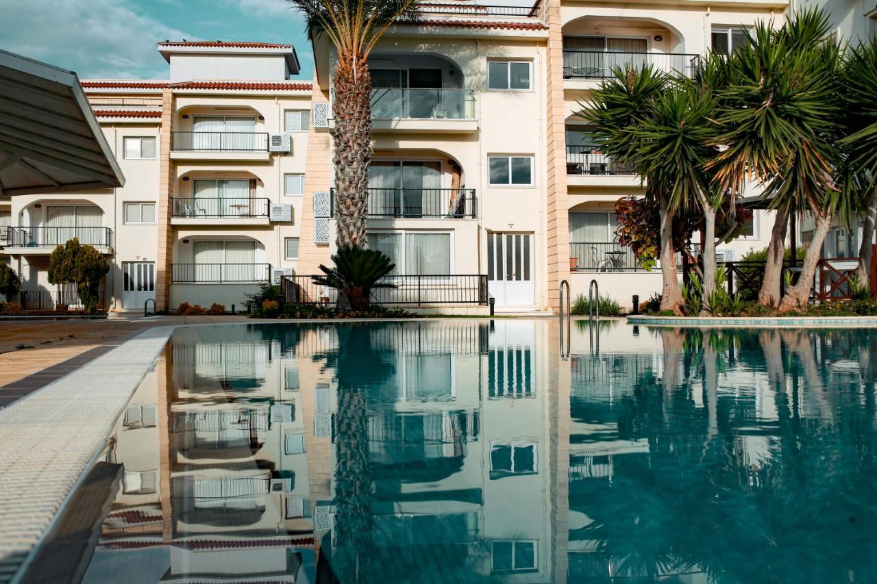 Fantastic 4 Cyprus First Line Beachfront Boghaz Luaran gambar